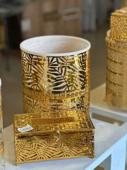 Tissue & Basket